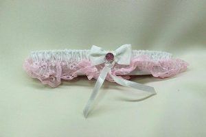 Подвязка невесты розовая