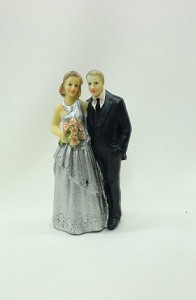 Фигурка на свадебный торт 25 лет серебрянная свадьба