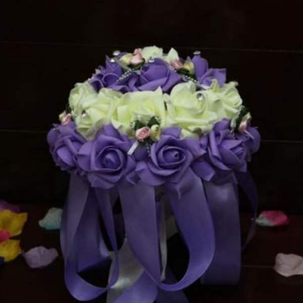 букет невесты фиолетовый